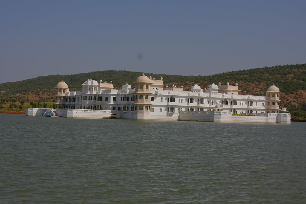 Juesta Lake Nahargarh Palace, Chittorgarh Parsoli Ngoại thất bức ảnh