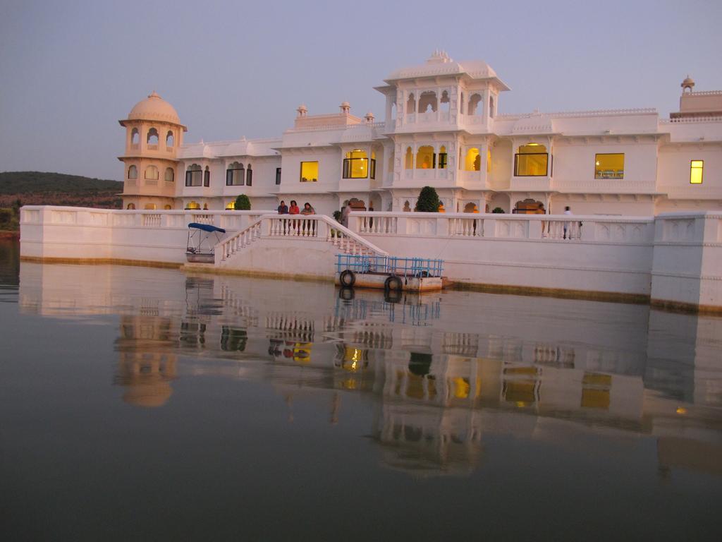 Juesta Lake Nahargarh Palace, Chittorgarh Parsoli Ngoại thất bức ảnh