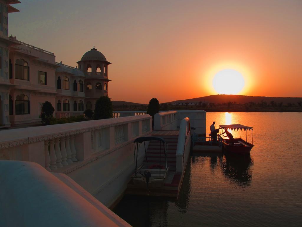 Juesta Lake Nahargarh Palace, Chittorgarh Parsoli Ngoại thất bức ảnh