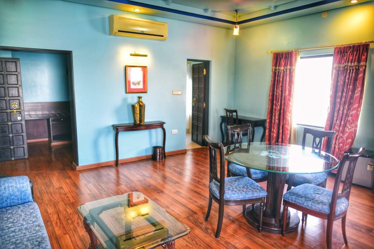 Juesta Lake Nahargarh Palace, Chittorgarh Parsoli Ngoại thất bức ảnh